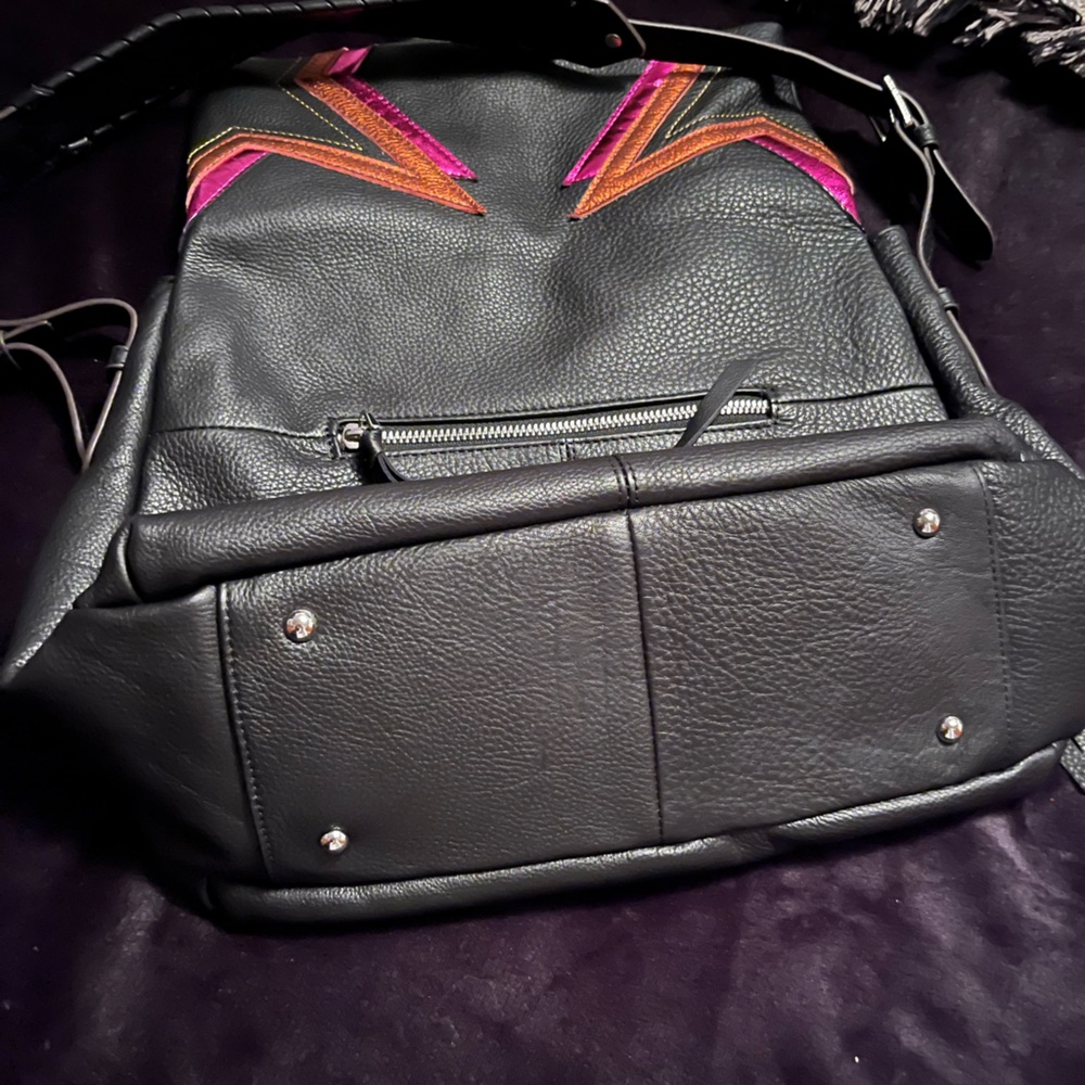 Aimee Kestenberg Bali Novelty Tote Double Entry - Picture 7 of 7